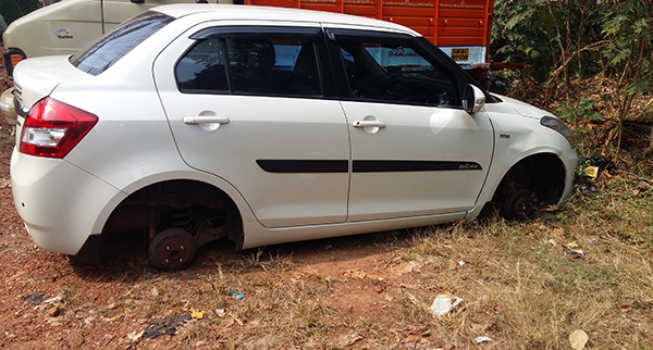 ಭಟ್ಕಳ:  ಕಾರಿನ ಚಕ್ರ ಕಳವು; ದೂರು ದಾಖಲು