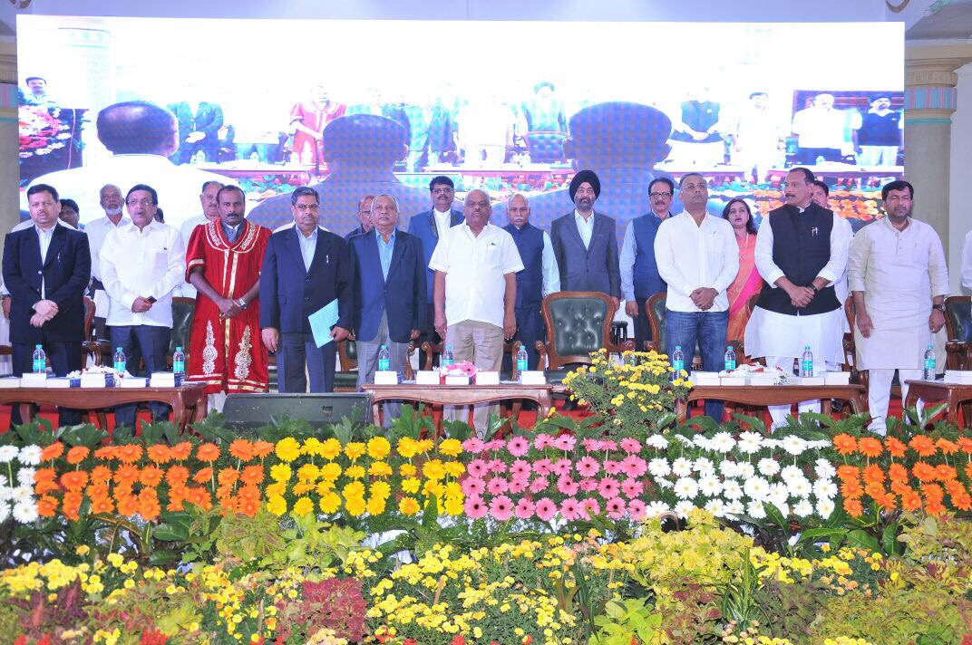 ಅಲ್ಪಸಂಖ್ಯಾತರಿಗೆ ವಿಶೇಷ ಯೋಜನೆ ಕುರಿತು ಚರ್ಚೆ: ರಮೇಶ್ ಕುಮಾರ್ ಭರವಸೆ