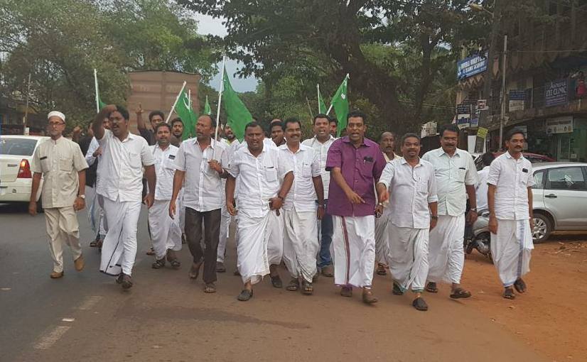 ಮಂಗಲ್ಪಾಡಿ: ತೋರಣ ಕಟ್ಟುವ ವಿಷಯದಲ್ಲಿ ಗುಂಪುಗಳ ನಡುವೆ ಘರ್ಷಣೆ