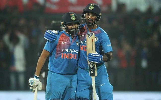 ಲಂಕೆಗೆ ಕಠಿಣ ಸವಾಲು ವಿಧಿಸಿದ ಟೀಮ್ ಇಂಡಿಯಾ