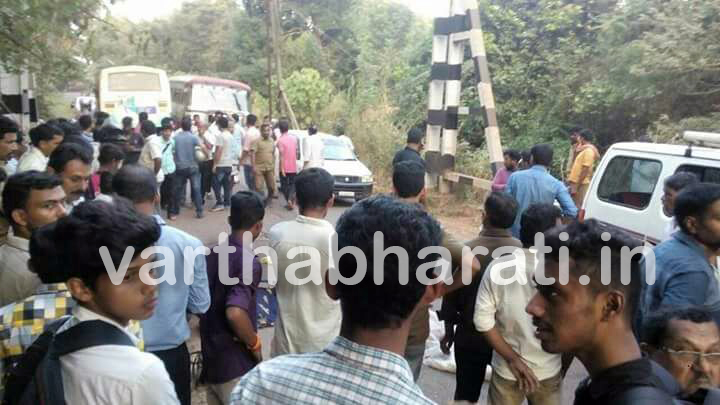 ಸ್ಕೂಟರ್ ಗೆ ಕೆಎಸ್ಸಾರ್ಟಿಸಿ ಬಸ್ ಢಿಕ್ಕಿ: ತಾಯಿ, ಮಗಳು ಸ್ಥಳದಲ್ಲೇ ಮೃತ್ಯು