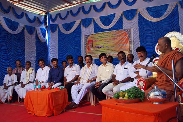 ಕೊಣಾಜೆ: ಯಕ್ಷಕಲಾವಿದ ದೇವಪ್ಪಗೌಡರಿಗೆ ನೂತನ ಮನೆಯ ಹಸ್ತಾಂತರ