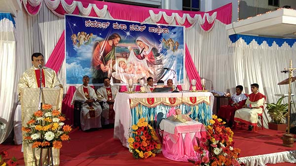 ಮಾನವಿಯತೆಡೆಗೆ ಸಾಗುವುದೇ ಕ್ರಿಸ್ಮಸ್ ಹಬ್ಬದ ಸಾರ : ವಂ|ರೊನಾಲ್ಡ್