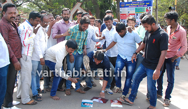 ಅನಂತ್ ಕುಮಾರ್ ಹೆಗಡೆ ಓರ್ವ ಅಯೋಗ್ಯ: ಪಿ.ಎನ್.ರಾಮಯ್ಯ