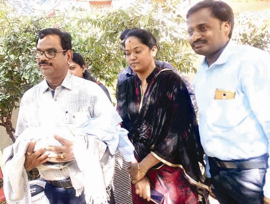 ದಾವಣಗೆರೆ: ಬಡತನದ ಕಾರಣದಿಂದ ಮಗುವನ್ನೇ ಮಾರಾಟ ಮಾಡಿದ ಹೆತ್ತವರು