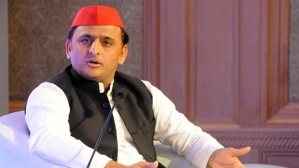 ಉ.ಪ್ರ. ನಗರ ಪಂಚಾಯತ್ ಚುನಾವಣೆ ಸೋಲಿನ ಬಗ್ಗೆ ಬಿಜೆಪಿ ಮೌನ: ಅಖಿಲೇಶ್ ಟೀಕೆ