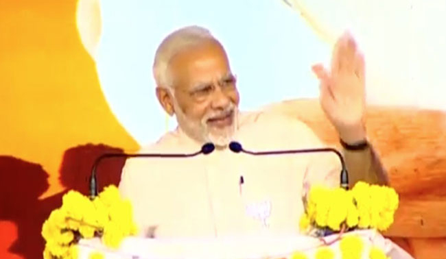 ರಾಹುಲ್ ಪಟ್ಟಾಭಿಷೇಕವನ್ನು  ಔರಂಗಝೇಬ್ ಪಟ್ಟಾಭಿಷೇಕಕ್ಕೆ ಸಮೀಕರಿಸಿದ ಮೋದಿ