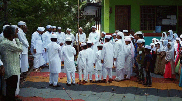 ಪೆರುವಾಯಿಯಲ್ಲಿ ಮೀಲಾದ್ ಫೆಸ್ಟ್