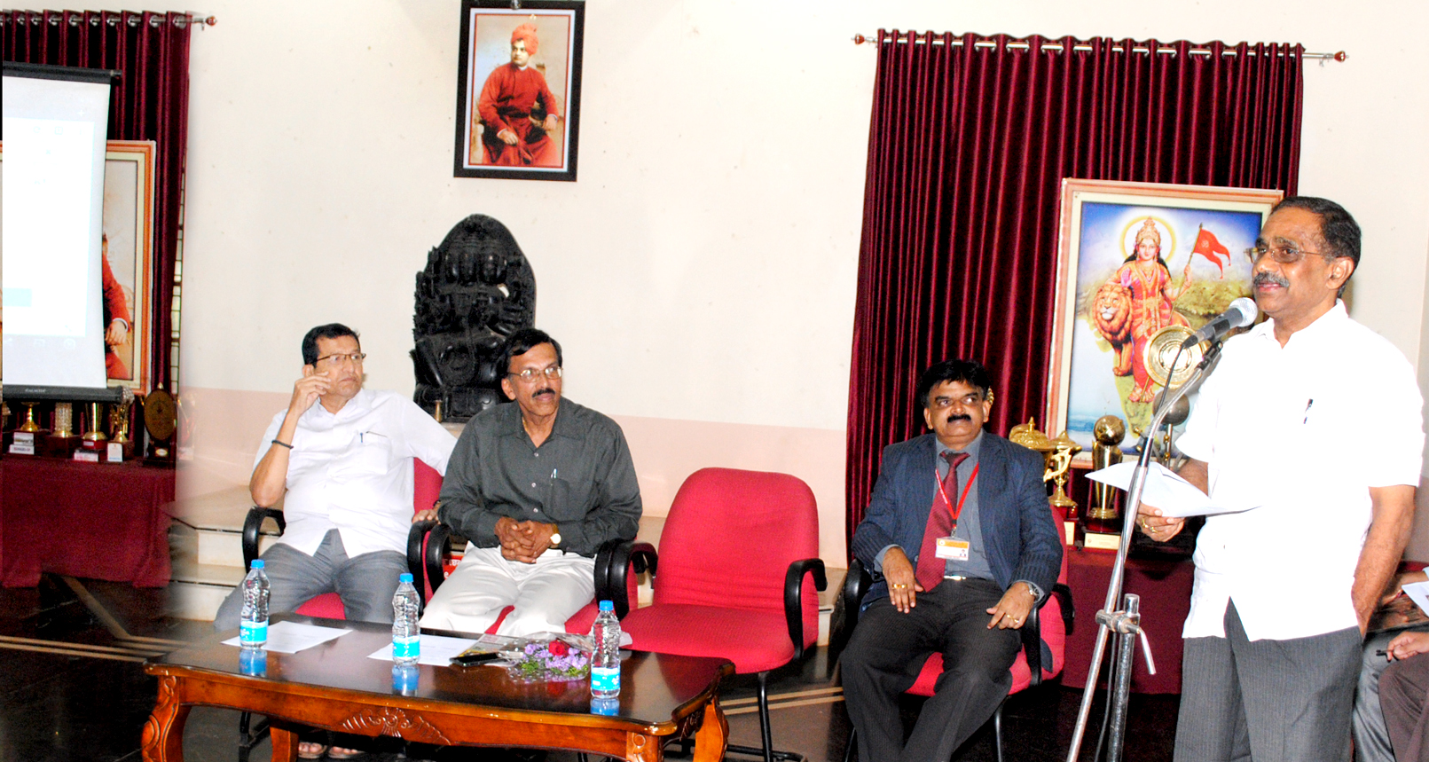 ಮಾಹಿತಿಗಳು ಮನುಕುಲದ ಅಭಿವೃದ್ಧಿಗೆ ಬಳಕೆಯಾಗಬೇಕು-ಡಾ. ಯು.ಪಿ. ಶಿವಾನಂದ