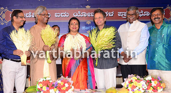 ಪಟ್ಟಭದ್ರ ಹಿತಾಸಕ್ತಿಗಳಿಂದ ನಡೆಯುವ ಅಭಿವ್ಯಕ್ತಿ ಸ್ವಾತಂತ್ರ್ಯದ ಮೇಲಿನ ದಾಳಿಗೆ ಹೆದರುವ ಅಗತ್ಯವಿಲ್ಲ: ಉಮಾಶ್ರೀ