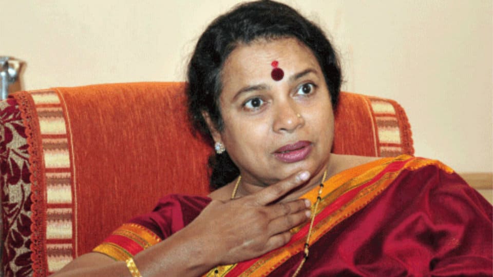 ಚಾರುಕೀರ್ತಿ ಭಟ್ಟಾರಕ ಪಟ್ಟಾಚಾರ್ಯರಿಗೆ ‘ಮಹಾವೀರ ಶಾಂತಿ ಪ್ರಶಸ್ತಿ’: ಸಚಿವೆ ಉಮಾಶ್ರೀ