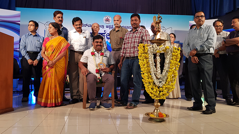 ವೆನ್ಲಾಕ್ ಜಿಲ್ಲಾ ಆಸ್ಪತ್ರೆ ವತಿಯಿಂದ ರಶೀದ್ ವಿಟ್ಲರಿಗೆ ಸನ್ಮಾನ