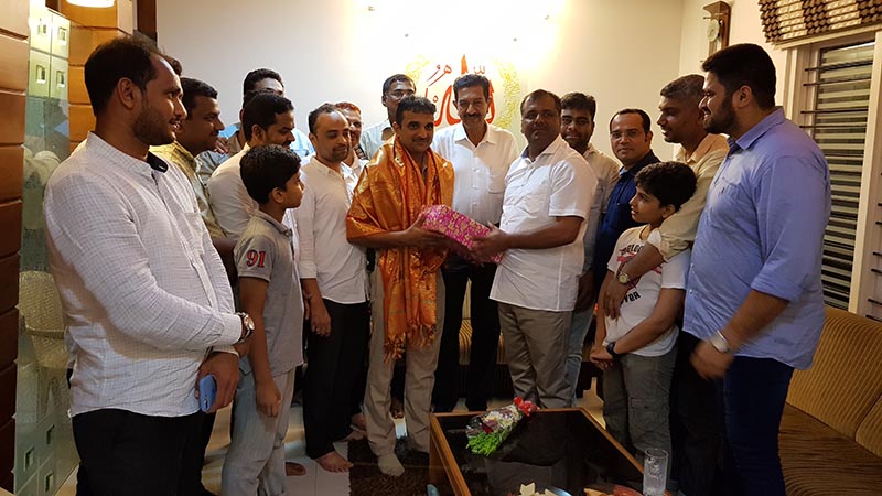 ​ದೀಪಕ್, ಬಶೀರ್ ಹತ್ಯೆ ಆರೋಪಿಗಳನ್ನು ಬಂಧಿಸಿದ ಪೊಲೀಸರಿಗೆ ಎಂ.ಫ್ರೆಂಡ್ಸ್ ಅಭಿನಂದನೆ