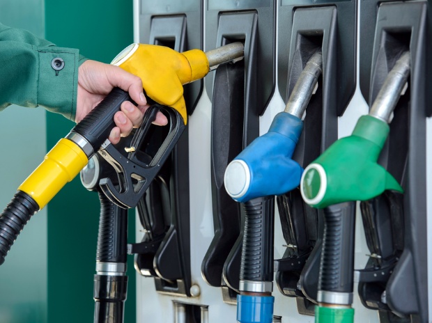 ಡೀಸೆಲ್ ಬೆಲೆ ದಾಖಲೆ ಮಟ್ಟಕ್ಕೆ ಏರಿಕೆ : ಪೆಟ್ರೋಲ್ ಬೆಲೆ 3 ವರ್ಷಗಳಲ್ಲೆ ಗರಿಷ್ಠ ಏರಿಕೆ