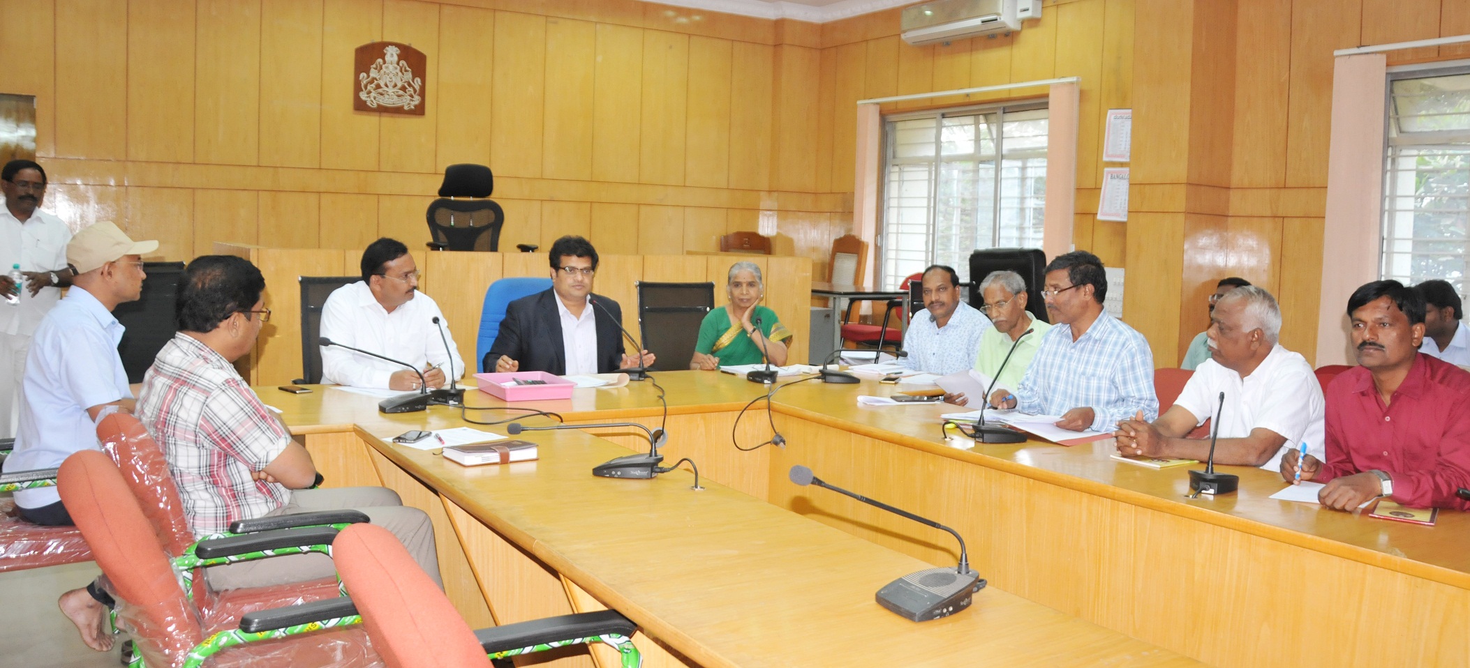 ತುಮಕೂರು: ಜಿಲ್ಲಾ ಸಾಹಿತ್ಯ ಸಮ್ಮೇಳನದ ಪೂರ್ವಭಾವಿ ಸಭೆ