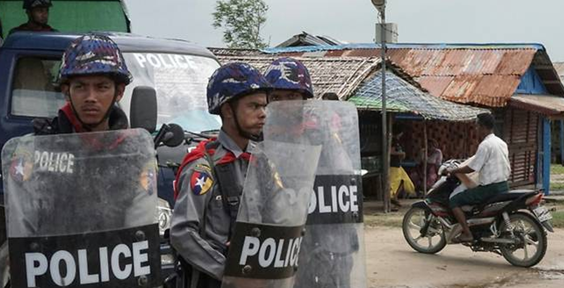 ರಖೈನ್‌ನಲ್ಲಿ ಬೌದ್ಧರ ಹಿಂಸಾಚಾರ: ಪೊಲೀಸ್ ಗೋಲಿಬಾರ್‌ಗೆ 7 ಬಲಿ