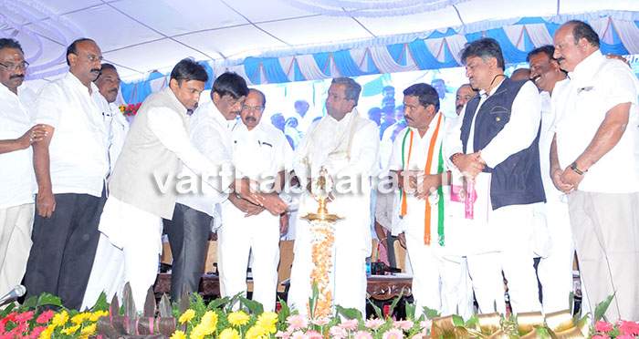 ಜನಪ್ರಿಯ ಯೋಜನೆಗಳನ್ನು ಜಾರಿಗೆ ತಂದ ನಾವು ಯಾರ ಮಕ್ಕಳು : ಸಿದ್ದರಾಮಯ್ಯ