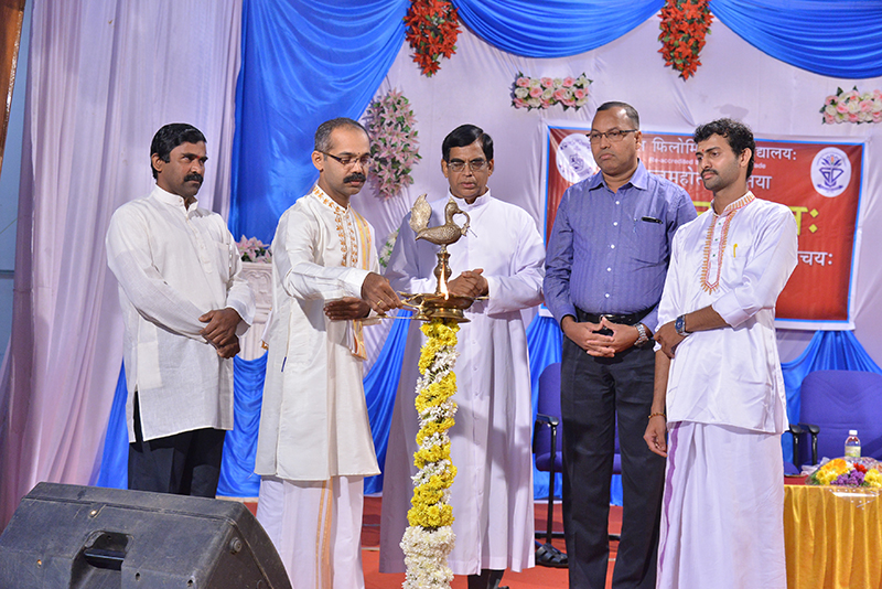 ಸಂಸ್ಕೃತ ಭಾಷೆಗೆ ವೈದಿಕ, ಬೌದ್ಧ, ಜೈನರ ಕೊಡುಗೆ ಅಪಾರ: ಅಮೃತೇಶ ಆಚಾರ್ಯ