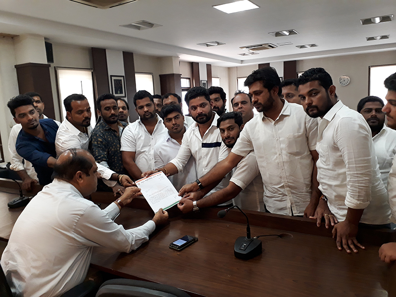 ಮಂಗಳೂರು: ಸಾಮಾಜಿಕ ಜಾಲತಾಣದಲ್ಲಿ ಅಶ್ಲೀಲ ಚಿತ್ರೀಕರಣ; ಕ್ರಮಕ್ಕೆ ಒತ್ತಾಯಿಸಿ ಆಯುಕ್ತರಿಗೆ ಮನವಿ