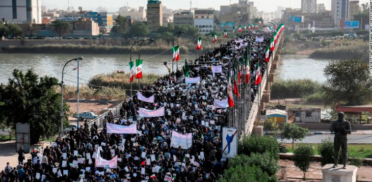 ಇರಾನ್ ಸರಕಾರದ ಪರವಾಗಿ ಸಾವಿರಾರು ಜನರಿಂದ ಪ್ರದರ್ಶನ