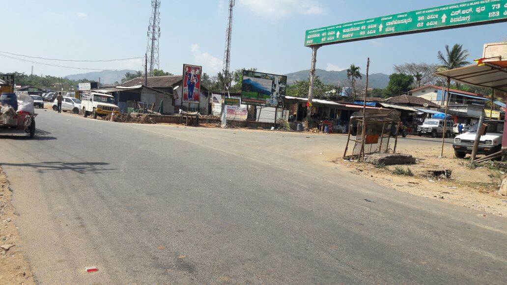 ಬಣಕಲ್: ಕೊಟ್ಟಿಗೆಹಾರ ಕಳಸ ವೃತ್ತದಲ್ಲಿ ಅಪಘಾತಗಳಿಗೆ ಬ್ರೇಕ್ ಹಾಕಲು ಒತ್ತಾಯ