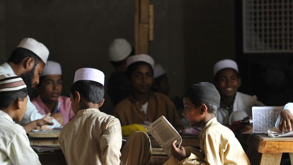 ಉತ್ತರ ಪ್ರದೇಶದಲ್ಲಿ ಸರಕಾರದ ಮಾನ್ಯತೆ ಕಳೆದುಕೊಳ್ಳುವ ಭೀತಿಯಲ್ಲಿ 2,300 ಮದ್ರಸಗಳು