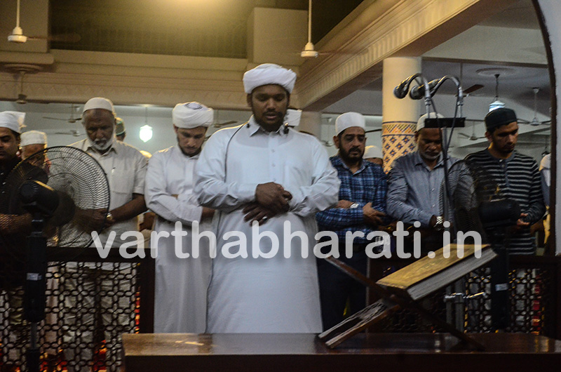 ಚಂದ್ರಗ್ರಹಣ: ದ.ಕ. ಜಿಲ್ಲಾ ಮಸೀದಿಗಳಲ್ಲಿ ವಿಶೇಷ ಪ್ರಾರ್ಥನೆ