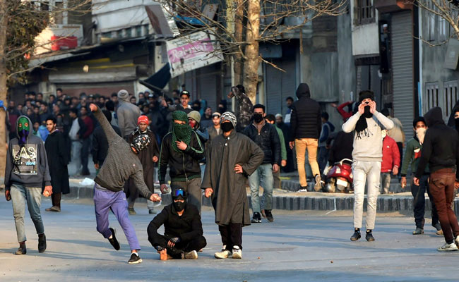 ಯೋಧರನ್ನು ಪ್ರಚೋದಿಸಿದ ನಂತರ ಗುಂಡಿನ ದಾಳಿ: ಸೇನಾ ಕಮಾಂಡರ್