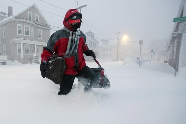 ಅಮೆರಿಕದ ಈಶಾನ್ಯ ಭಾಗಕ್ಕೆ ಅಪ್ಪಳಿಸಿದ ಭೀಕರ ಹಿಮ ಬಿರುಗಾಳಿ