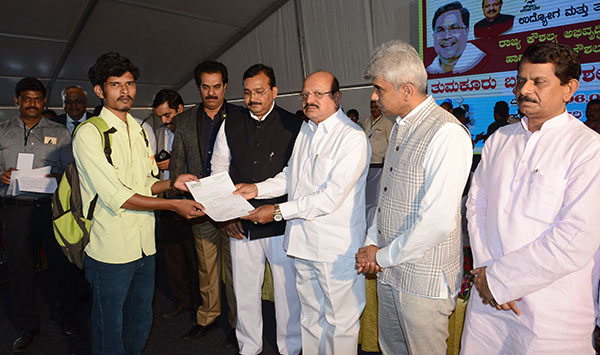 ಯುವಜನರಲ್ಲಿ ಕೌಶಲ್ಯಾಭಿವೃದ್ಧಿ ಹೆಚ್ಚಿಸಲು ಮಹತ್ವ ನೀಡಿ:ಟಿ.ಬಿ.ಜಯಚಂದ್ರ