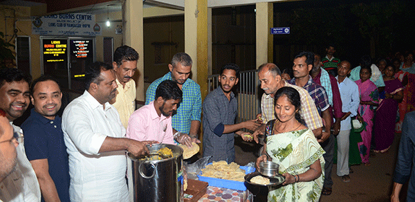 ಹಸಿವು ನೀಗಿಸುವುದು ದೊಡ್ಡ ಸತ್ಕರ್ಮ: ಯು.ಟಿ.ಖಾದರ್