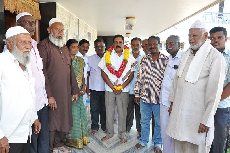 ಕೊಳ್ಳೇಗಾಲ: ಶಾದಿಮಹಲ್ ನಿರ್ಮಾಣಕ್ಕೆ ನಿವೇಶನ ಕೊಡಿಸಿದ ಶಾಸಕರಿಗೆ ಸನ್ಮಾನ