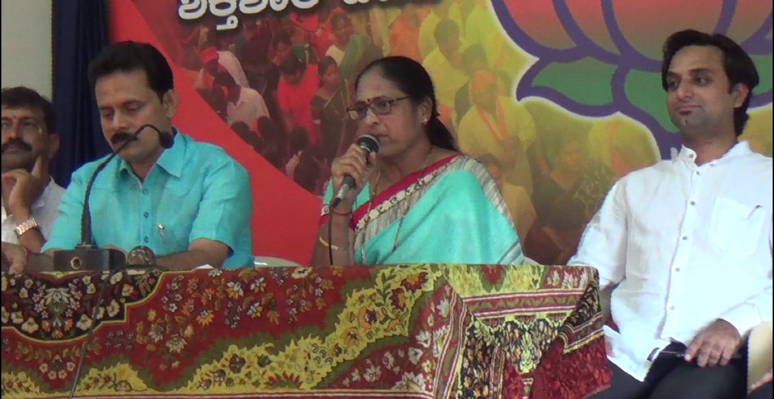 ಪ್ರಧಾನಿ ಟೀಕಿಸುವುದಕ್ಕಾಗಿ ಗೌರಿ ದಿನ ಬಳಕೆ: ಸುಲೋಚನಾ ಭಟ್ ಆರೋಪ