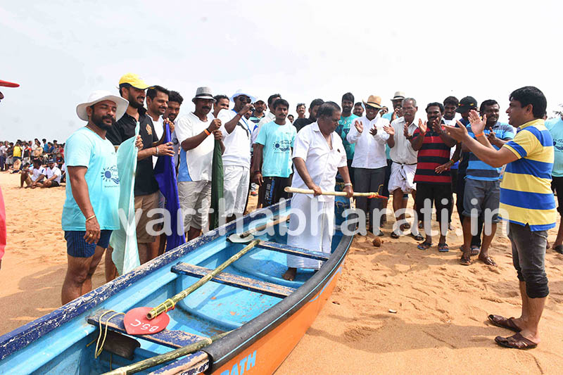 ಉಳ್ಳಾಲ ಮೊಗವೀರ ಪಟ್ಣದಲ್ಲಿ  ಬೀಚ್ ಉತ್ಸವ