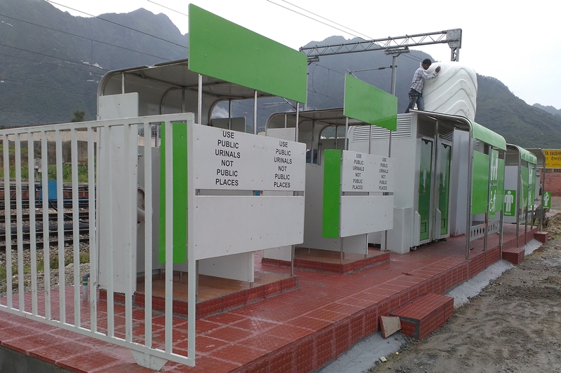 ರೈಲ್ವೇ ನಿಲ್ದಾಣದ ಟಾಯ್ಲೆಟ್‌ಗಳ ಬಳಕೆ ಶುಲ್ಕ ಕಡಿತಕ್ಕೆ ಪ್ರಸ್ತಾಹ