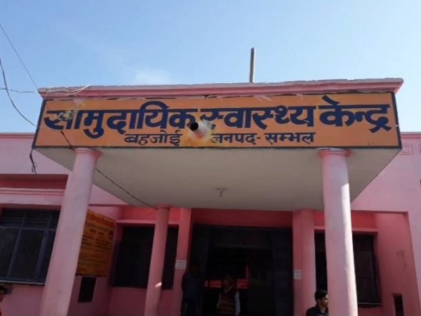 ಆ್ಯಂಬುಲೆನ್ಸ್ ನೀಡದ ಆಸ್ಪತ್ರೆ: ಬೈಕ್ ನಲ್ಲಿ ಬಾಲಕನ ಮೃತದೇಹ ಸಾಗಿಸಿದ ಪೋಷಕರು !