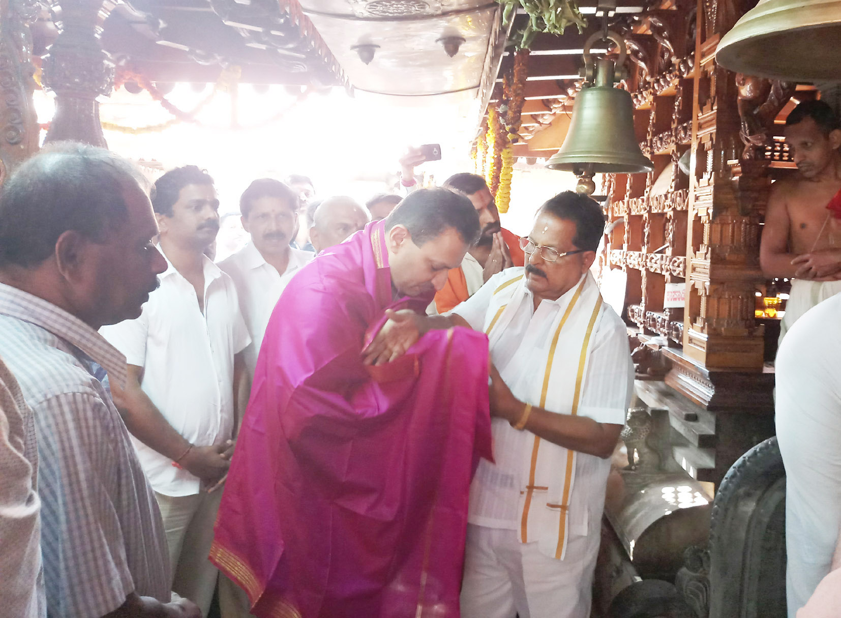 ಅಡಿಕೆ ಬೆಳಗಾರರಿಗೆ ಆತಂಕ ಬೇಡ : ಸಚಿವ ಅನಂತ ಕುಮಾರ್ ಹೆಗಡೆ