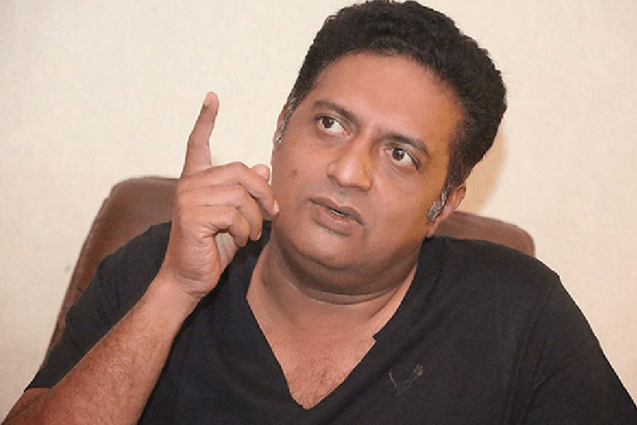 ಮುಹಮ್ಮದ್ ನಲಪಾಡ್ ಹಲ್ಲೆ ಮಾಡಿರುವುದನ್ನು ಖಂಡಿಸುತ್ತೇನೆ: ಪ್ರಕಾಶ್ ರೈ