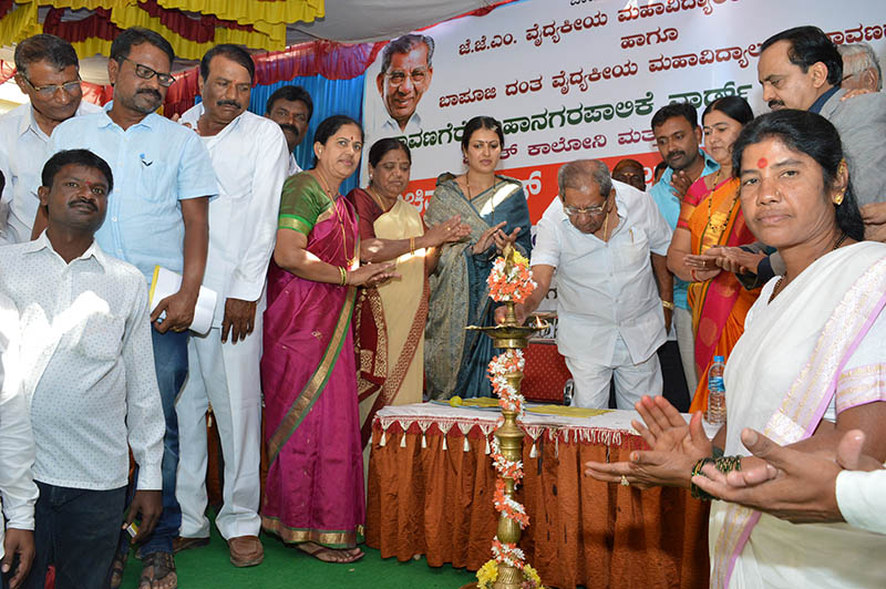 ದಾವಣಗೆರೆ: ಉಚಿತ ಬೃಹತ್ ಆರೋಗ್ಯ ಮತ್ತು ದಂತ ತಪಾಸಣಾ ಶಿಬಿರ