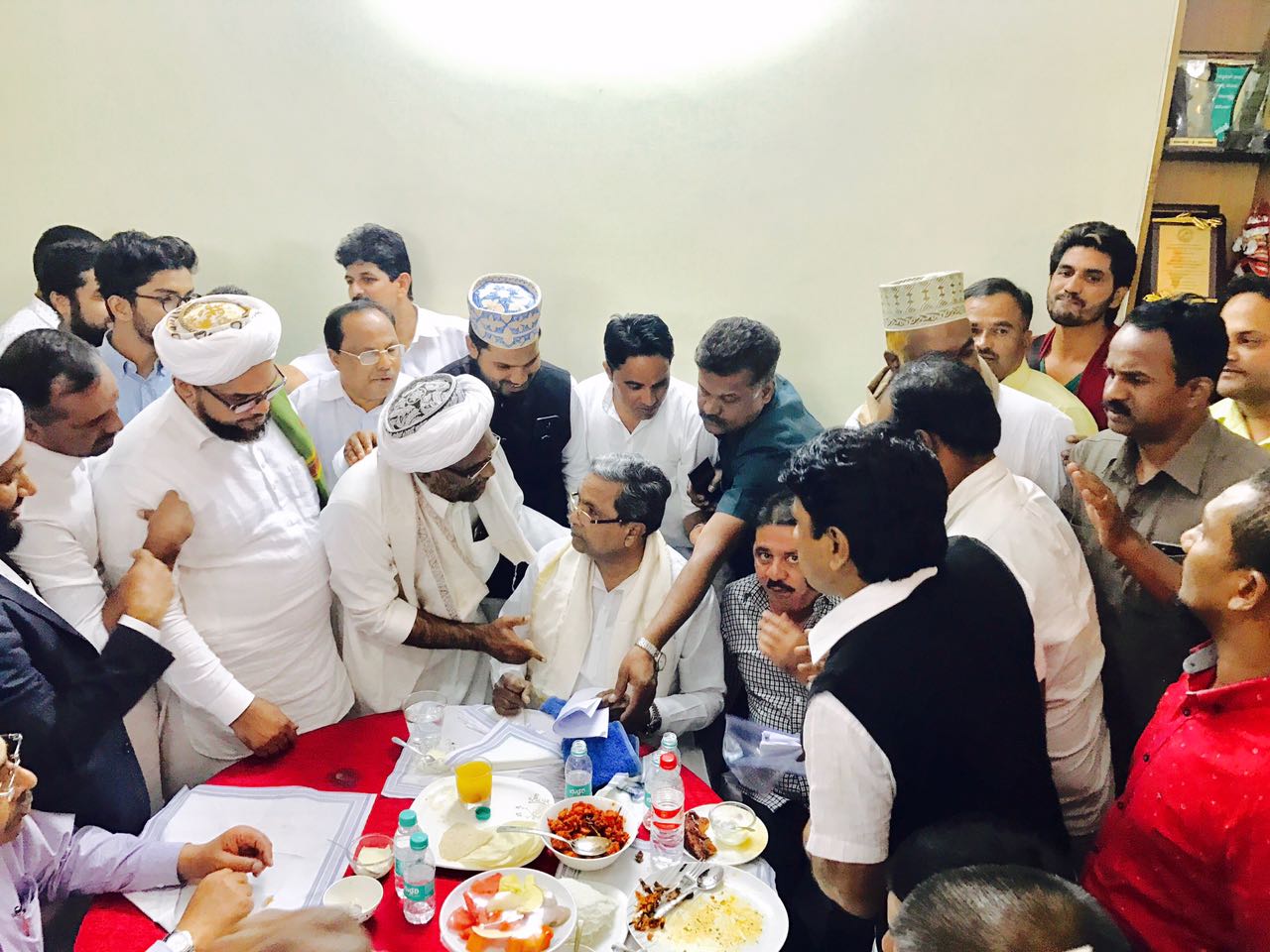 ರಾಜ್ಯ ದಾರಿಮಿ ಉಲಮಾ ಒಕ್ಕೂಟದಿಂದ ಮುಖ್ಯಮಂತ್ರಿ ಭೇಟಿ