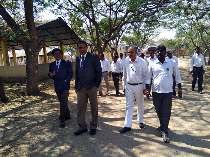 ಹನೂರು: ನೂತನವಾಗಿ ನ್ಯಾಯಾಲಕ್ಕೆ ಸ್ಥಳ ಪರಿಶೀಲನೆ