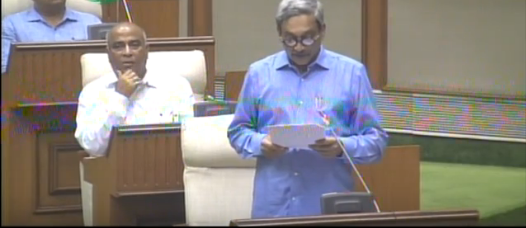 ಆಸ್ಪತ್ರೆಯಿಂದ ಬಿಡುಗಡೆಯಾದ ಕೆಲ ಗಂಟೆಗಳಲ್ಲೇ ಬಜೆಟ್ ಮಂಡಿಸಿದ ಪಾರಿಕ್ಕರ್