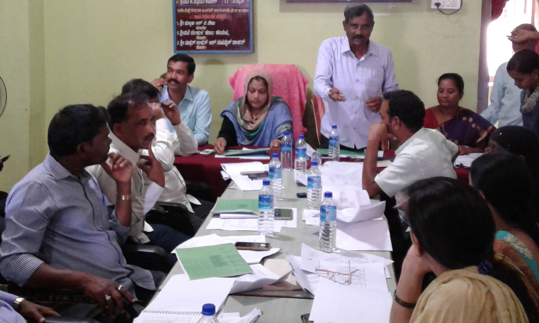 ಸೊರಬ: ಪಟ್ಟಣದ ಪಪಂ ಕಾರ್ಯಾಲಯದಲ್ಲಿ ಅಯವ್ಯಯ ಸಾಮಾನ್ಯ ಸಭೆ