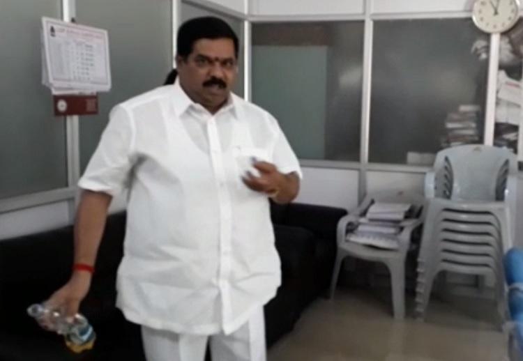 ಬಿಬಿಎಂಪಿ ಕಚೇರಿಯಲ್ಲಿ ಪೆಟ್ರೋಲ್ ಎರಚಿದ ನಾರಾಯಣ ಸ್ವಾಮಿಗೆ  ಜೈಲು