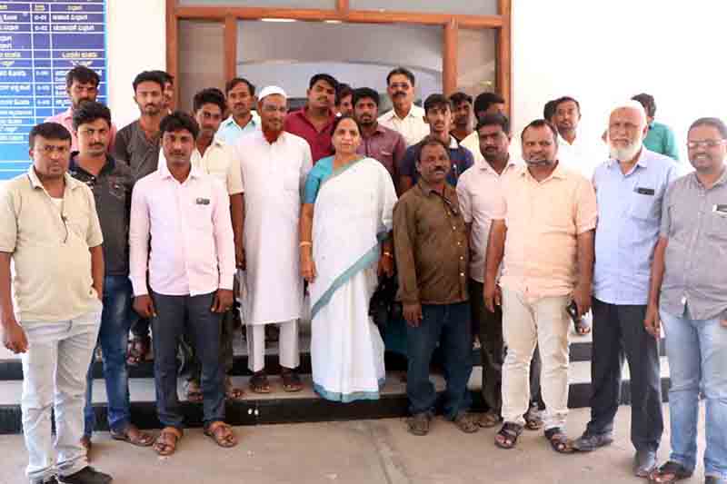 ಶಿವಮೊಗ್ಗ: ಖಬರಸ್ಥಾನದಲ್ಲಿ ರಸ್ತೆ ನಿರ್ಮಾಣಕ್ಕೆ ಯತ್ನ; ಗ್ರಾಮಸ್ಥರ ಪ್ರತಿಭಟನೆ