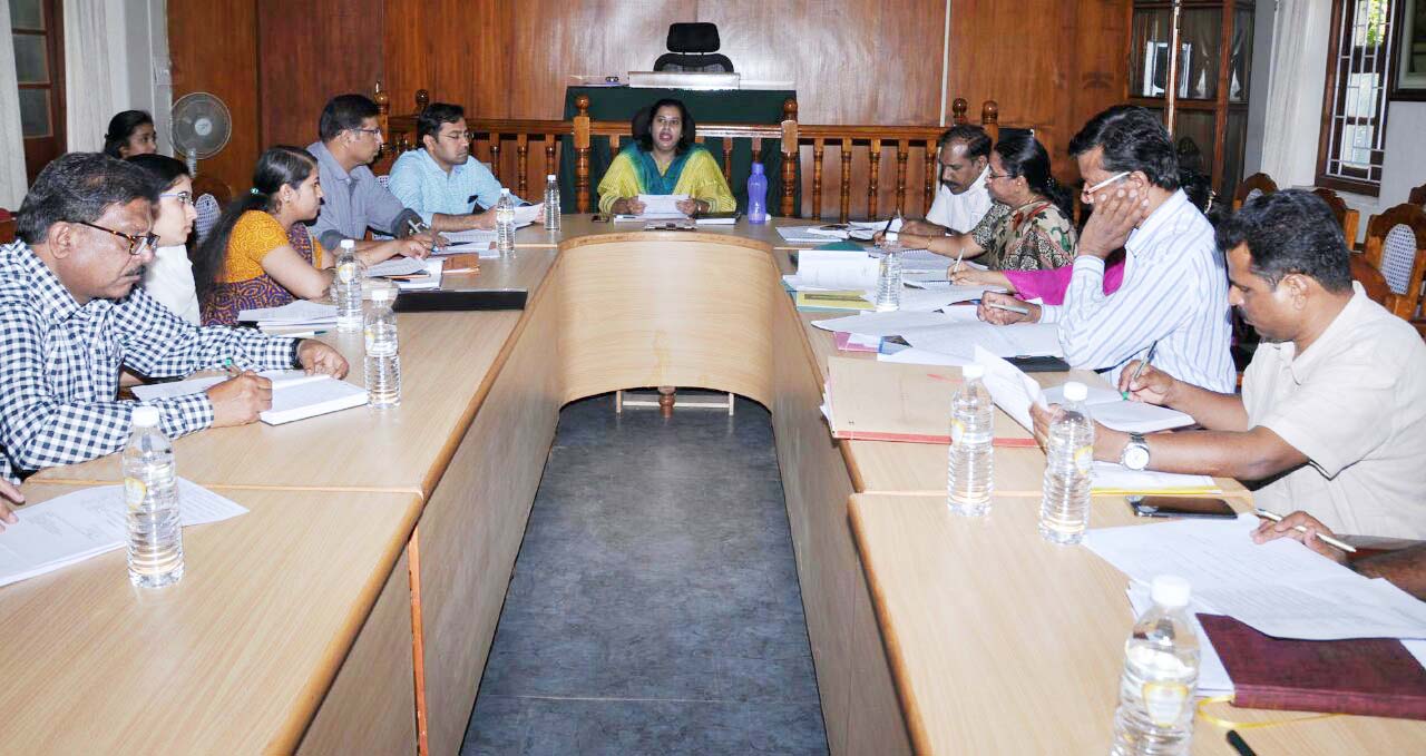 ಮಂಡ್ಯ: ಮತಗಟ್ಟೆಗಳ ವರ್ಗೀಕರಣ ವರದಿ ಸಲ್ಲಿಸಲು ಜಿಲ್ಲಾಧಿಕಾರಿ ಸೂಚನೆ