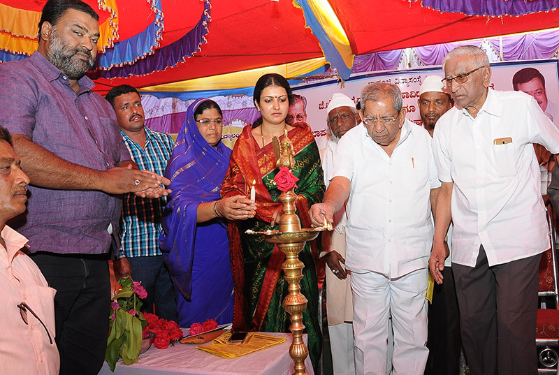 ಶೀಘ್ರದಲ್ಲೇ ಸಾರ್ವತ್ರಿಕ ಆರೋಗ್ಯ ಯೋಜನೆ ಜಾರಿ: ಶಾಮನೂರು ಶಿವಶಂಕರಪ್ಪ