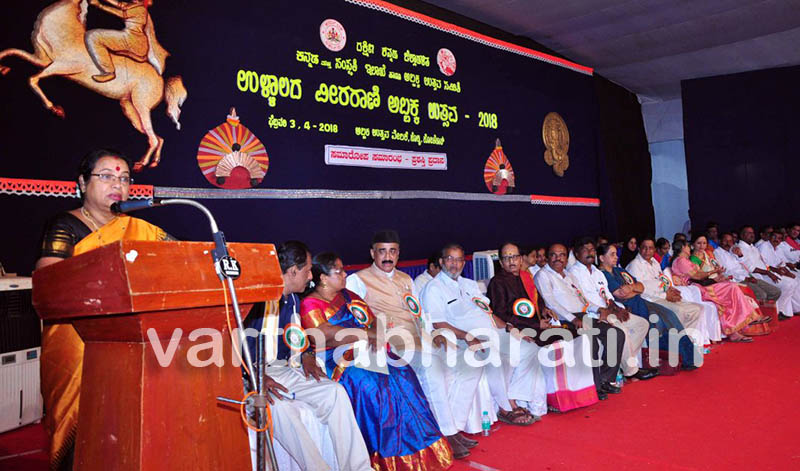 ಸಮಾಜದ ಸ್ವಾಸ್ಥ್ಯ ಕಾಪಾಡುವುದೇ ಅಬ್ಬಕ್ಕಳಿಗೆ ಸಲ್ಲಿಸುವ ಕೊಡುಗೆ: ಸಚಿವೆ  ಉಮಾಶ್ರೀ