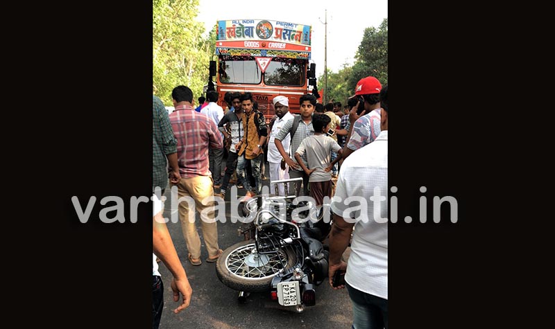 ಕಾಸರಗೋಡು : ಲಾರಿ-ಬುಲೆಟ್ ಬೈಕ್ ಢಿಕ್ಕಿ; ಇಬ್ಬರು ಸ್ಥಳದಲ್ಲೇ ಮೃತ್ಯು