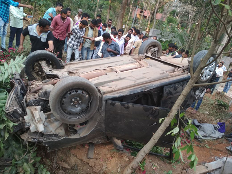 ಸುಂಟಿಕೊಪ್ಪ: ಮರಕ್ಕೆ ಕಾರು ಢಿಕ್ಕಿ; ಓರ್ವ ಮೃತ್ಯು
